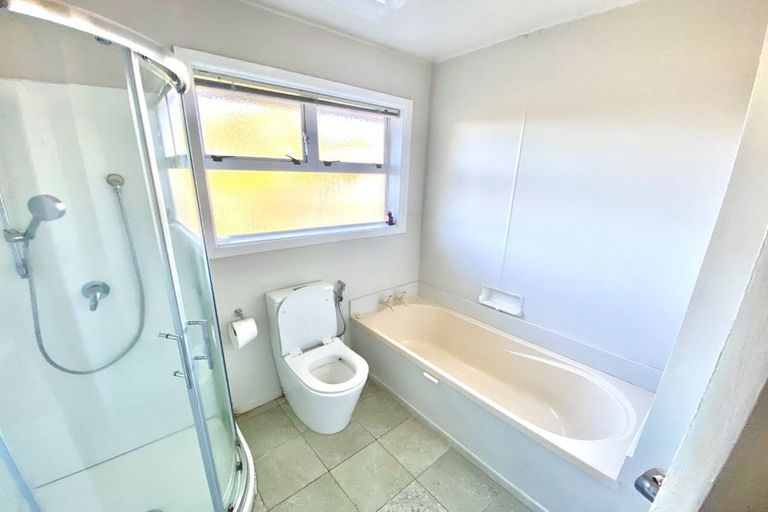 Photo of property in 116 Kendal Avenue, Burnside, Christchurch, 8053