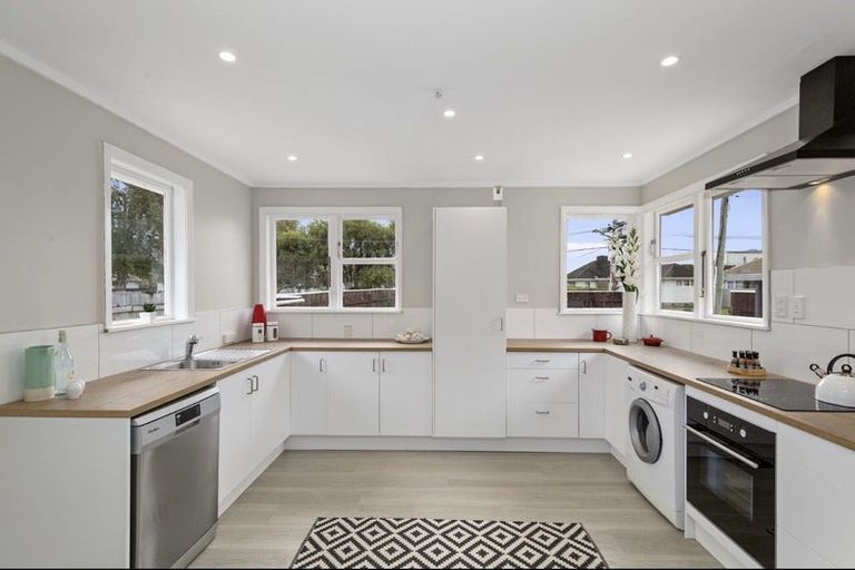 Photo of property in 13 Byron Street, Trentham, Upper Hutt, 5018