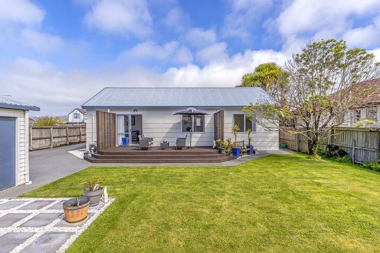 Photo of property in 48 Meon Street, Aranui, Christchurch, 8061