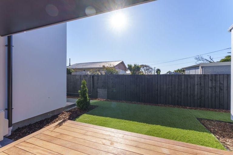 Photo of property in 2/36 Marriotts Road, North New Brighton, Christchurch, 8083