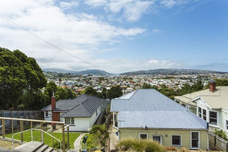 Photo of property in 39 Easther Crescent, Kew, Dunedin, 9012