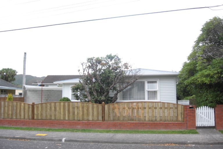 Photo of property in 32 Trinity Avenue, Epuni, Lower Hutt, 5011