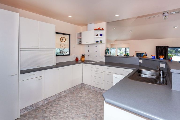 Photo of property in 239 Onemana Drive, Onemana, Whangamata, 3691