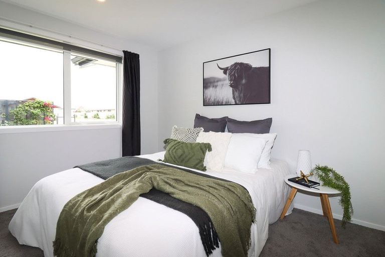 Photo of property in 28 Feist Street, Carterton, 5713