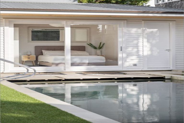 Photo of property in 38 Hamilton Road, Herne Bay, Auckland, 1011