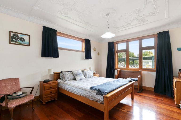 Photo of property in 22 Burnside Street, Waterloo, Lower Hutt, 5011