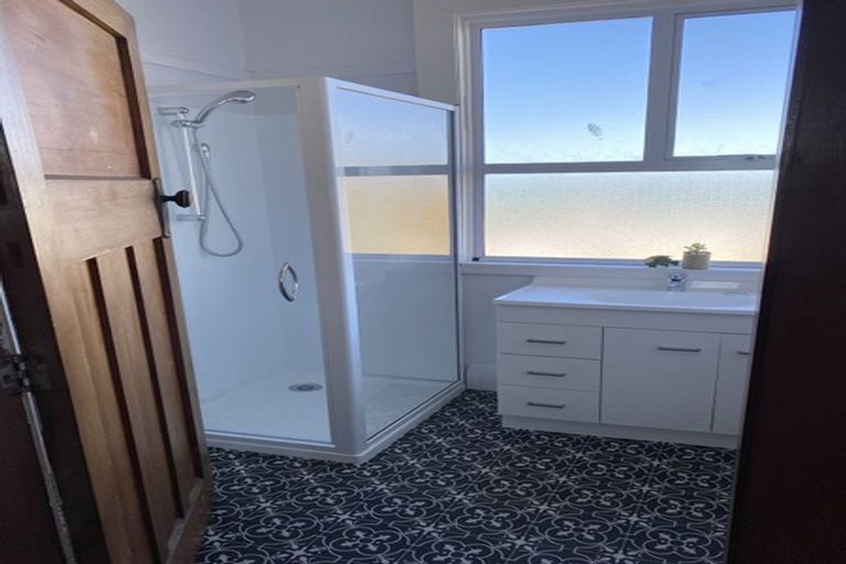 Photo of property in 35 Wharfe Street, South Hill, Oamaru, 9400