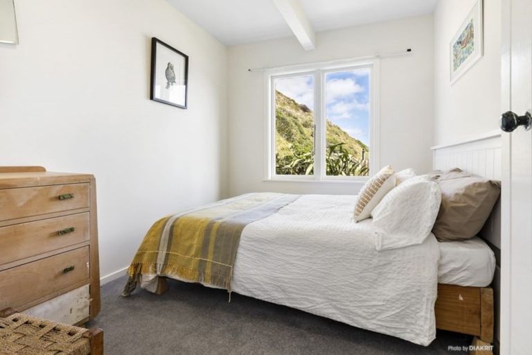 Photo of property in 1085 Makara Road, Makara Beach, Karori, 6972