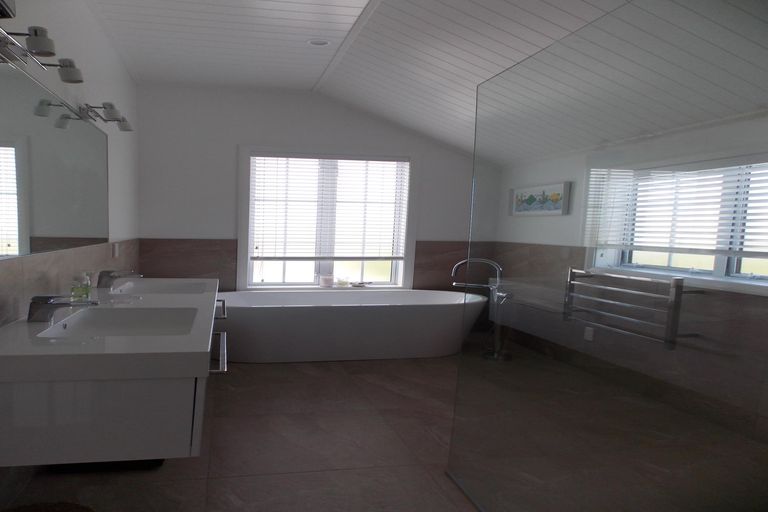 Photo of property in 41 Ocean Breeze Drive, Waihi Beach, 3611