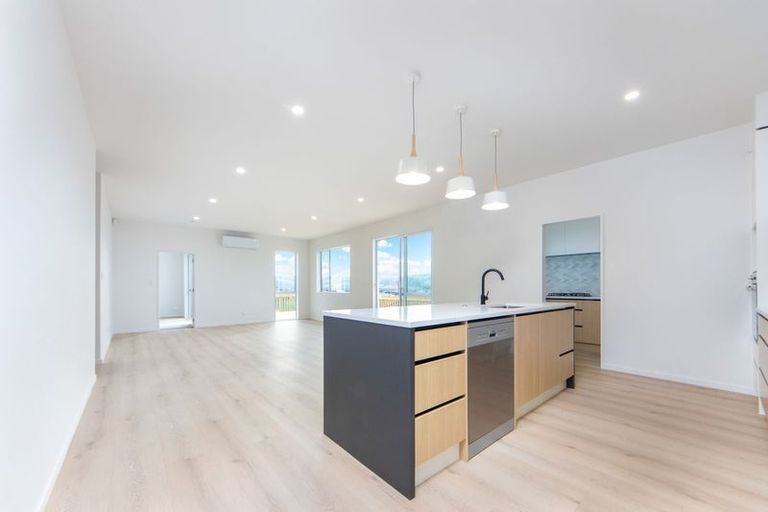 Photo of property in 13 Piedmonte Avenue, Pokeno, 2402