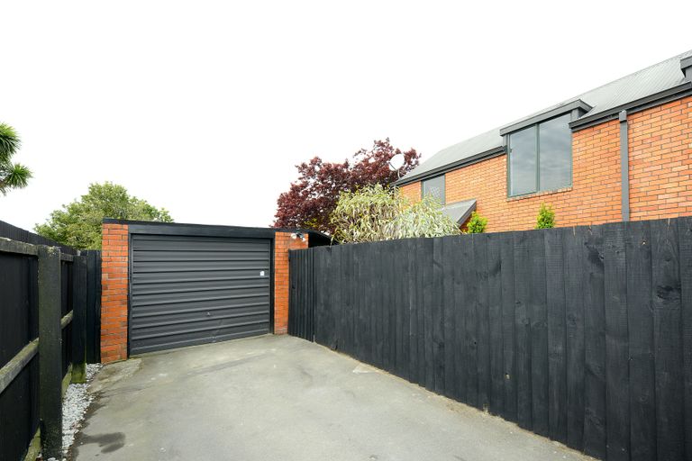 Photo of property in 2/188 Springfield Road, St Albans, Christchurch, 8014