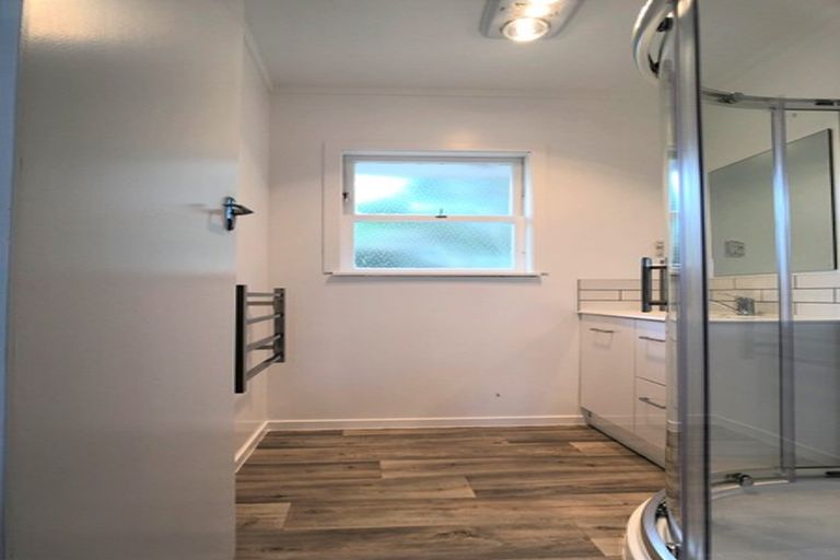 Photo of property in 2/12 Nile Road, Milford, Auckland, 0620