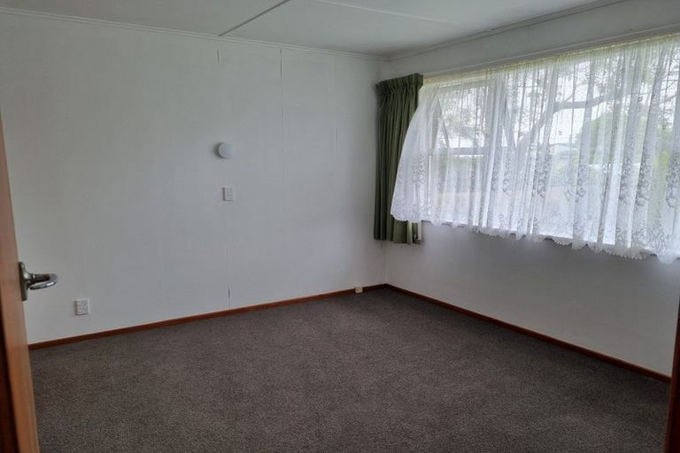 Photo of property in 38 Cowling Road, Hurdon, New Plymouth, 4310