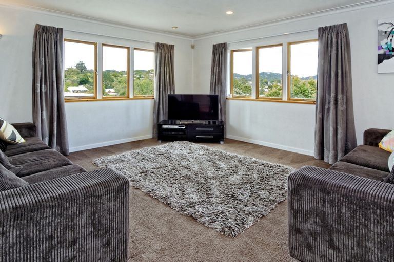 Photo of property in 235a Titirangi Road, Titirangi, Auckland, 0604