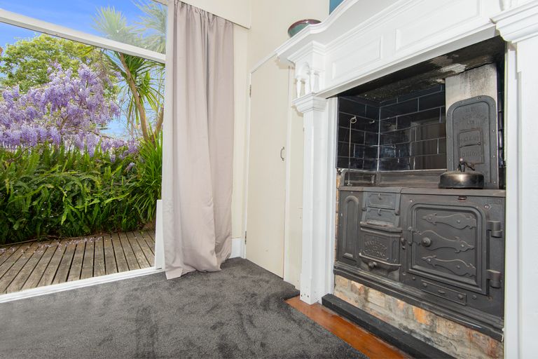 Photo of property in 69 King Street, Hikurangi, 0114