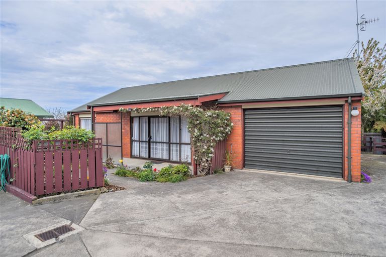 Photo of property in 322b Church Street, West End, Timaru, 7910