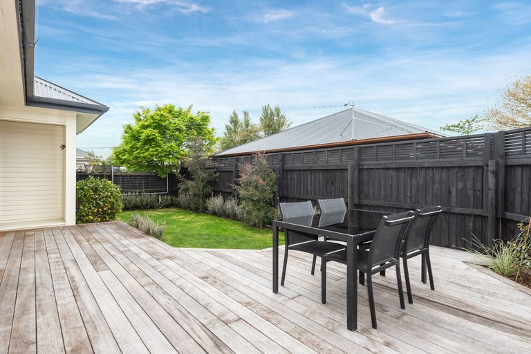 Photo of property in 157 Innes Road, St Albans, Christchurch, 8052