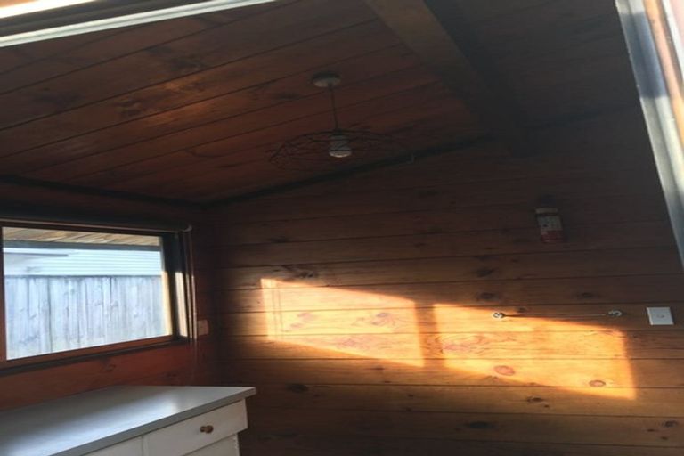 Photo of property in 3/89 Pinehaven Road, Pinehaven, Upper Hutt, 5019