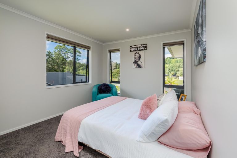 Photo of property in 37 Alderton Drive, Kerikeri, 0230