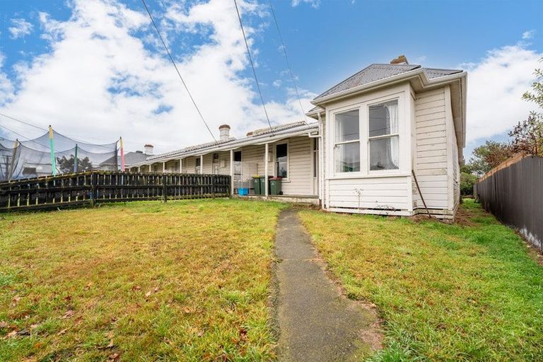 Photo of property in 92-98 High Street, Waimate, 7924