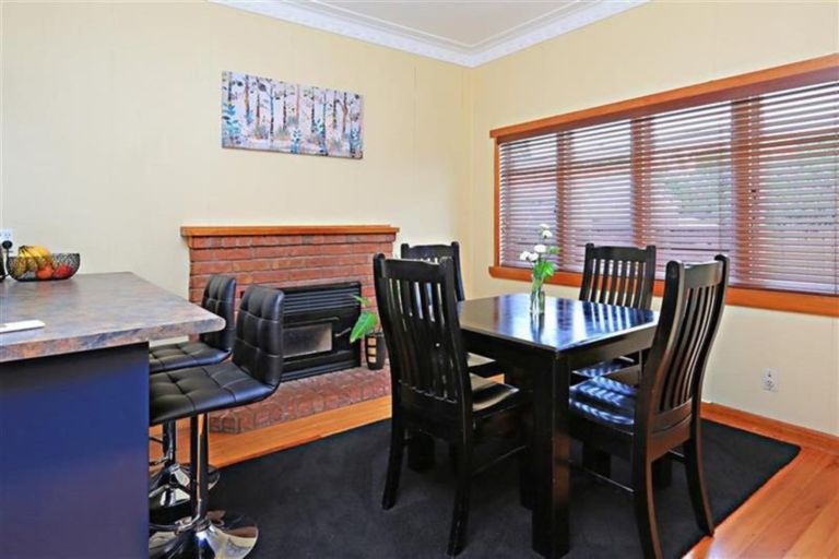 Photo of property in 19 Clevedon Road, Papakura, 2110