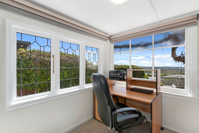 Photo of property in 41 Aotea Terrace, Huntsbury, Christchurch, 8022