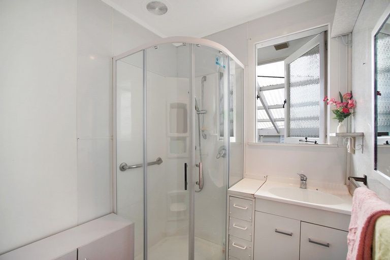 Photo of property in 56 Sheehan Avenue, Papakura, 2110