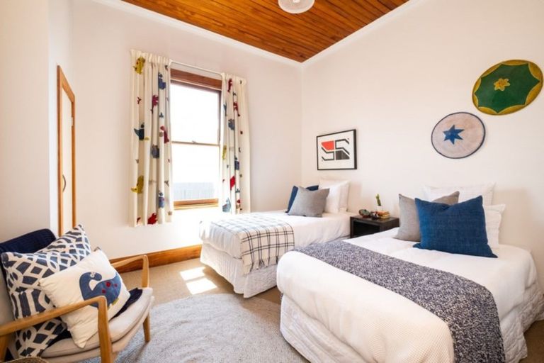 Photo of property in 127 Vigor Brown Street, Napier South, Napier, 4110