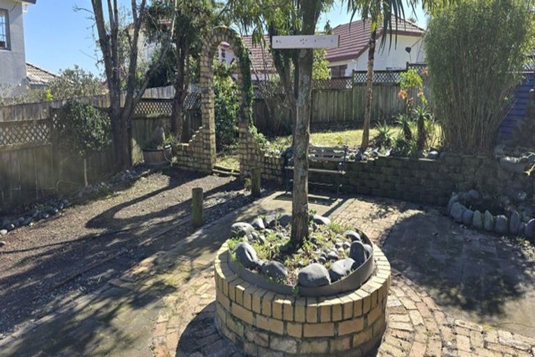 Photo of property in 755 Chapel Road, Dannemora, Auckland, 2016