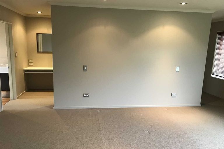 Photo of property in 11 Six Silvers Avenue, Halswell, Christchurch, 8025