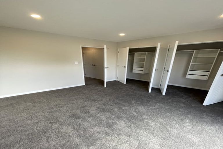 Photo of property in 5/58 Te Atatu Road, Te Atatu South, Auckland, 0610