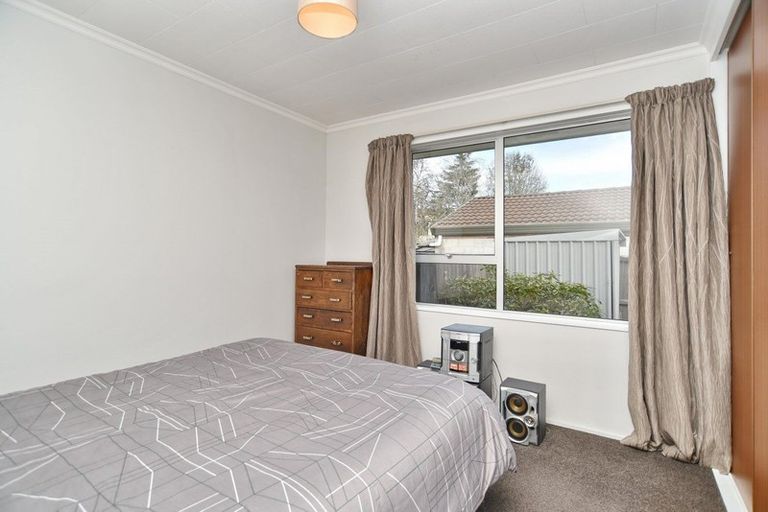Photo of property in 1/17 Nyoli Street, Northcote, Christchurch, 8052