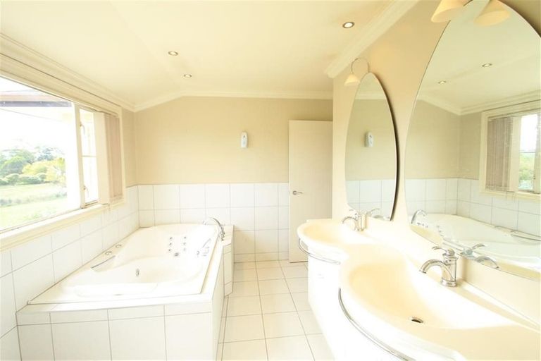 Photo of property in 22 Dale Road, Whenuapai, Auckland, 0618