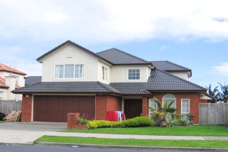 Photo of property in 53 Middlefield Drive, East Tamaki Heights, Auckland, 2016