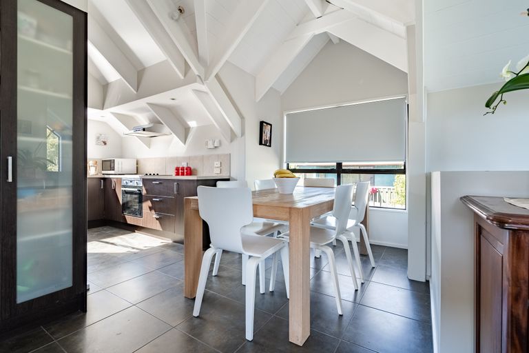 Photo of property in 121 Astley Avenue, New Lynn, Auckland, 0600