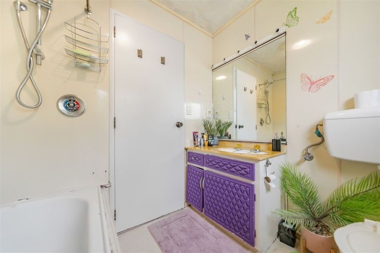 Photo of property in 9/21 Islington Street, Trentham, Upper Hutt, 5018