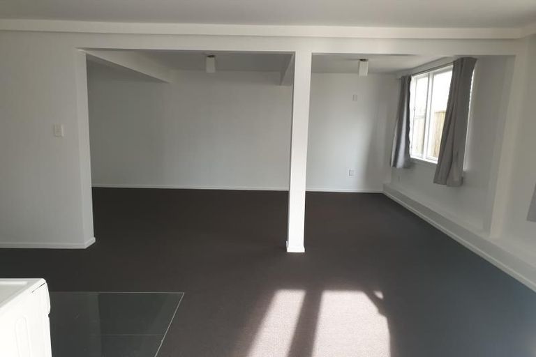 Photo of property in 22 Tamar Street, Island Bay, Wellington, 6023