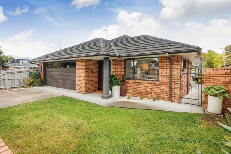 Photo of property in 120b Linton Street, West End, Palmerston North, 4410