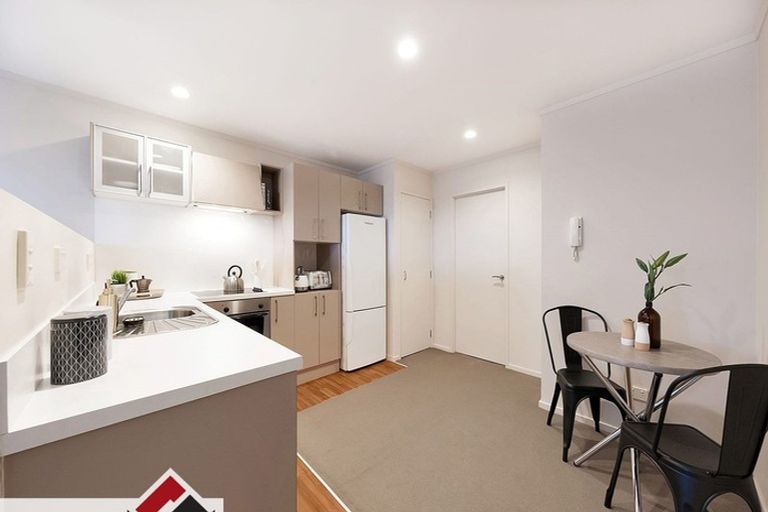 Photo of property in 325/26 Morningside Drive, Morningside, Auckland, 1025