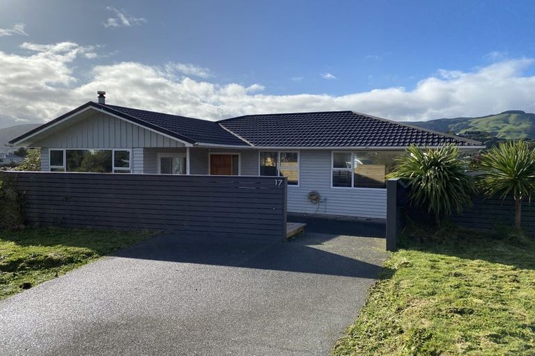 Photo of property in 17 Mascot Street, Tawa, Wellington, 5028