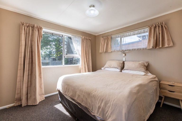 Photo of property in 8a Seddon Street, Dannevirke, 4930