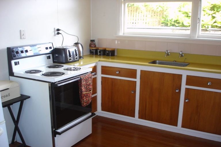 Photo of property in 10 Ferniehurst Street, Somerfield, Christchurch, 8024