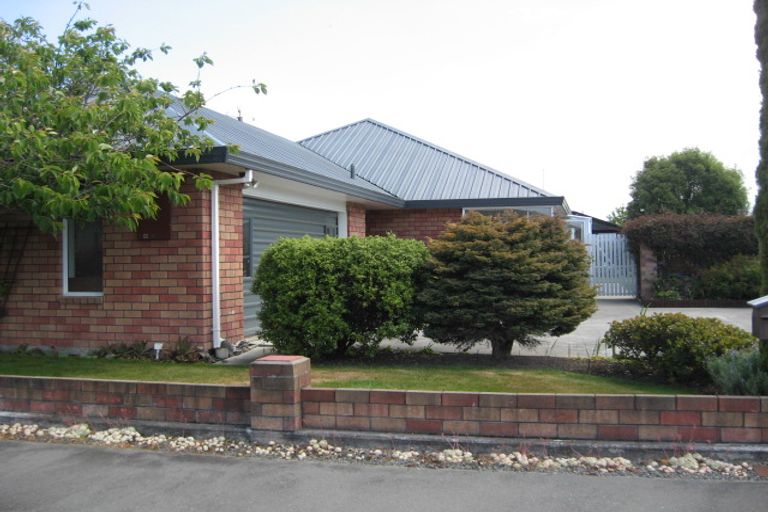 Photo of property in 15 Giles Place, Shirley, Christchurch, 8061