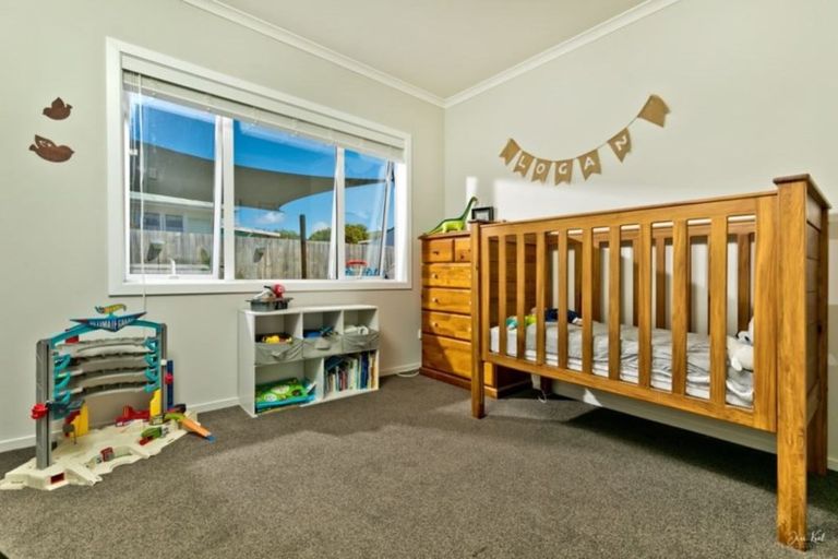 Photo of property in 352 Main Road, Huapai, Kumeu, 0810