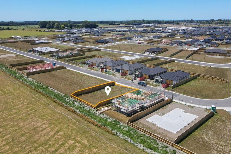 Photo of property in 21 Mehrtens Crescent, Woodend, 7691