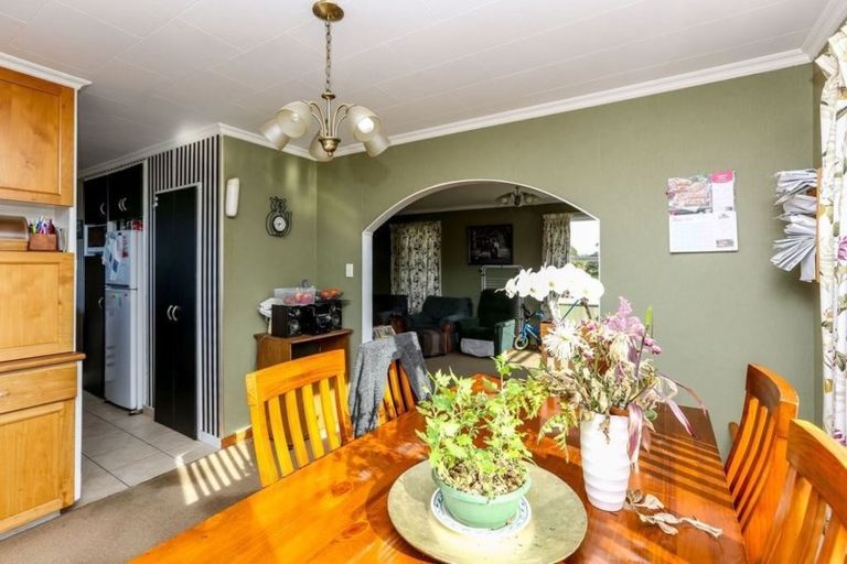 Photo of property in 235 Frankley Road, Frankleigh Park, New Plymouth, 4310