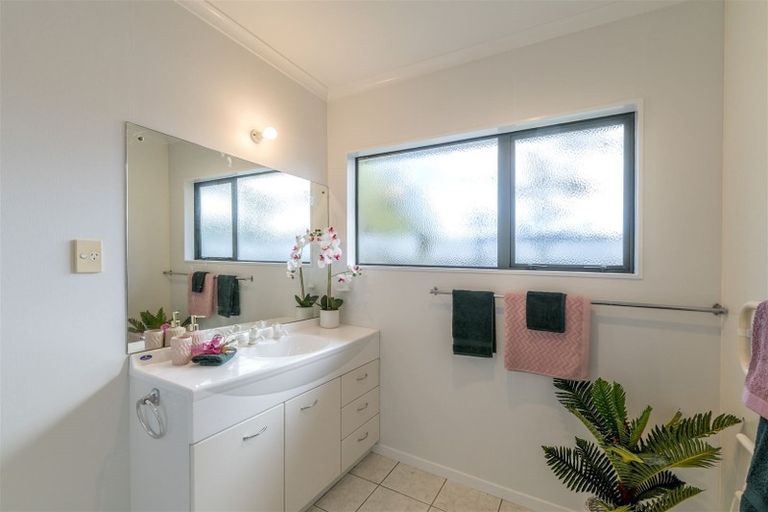 Photo of property in 4b Clark Street, Levin, 5510