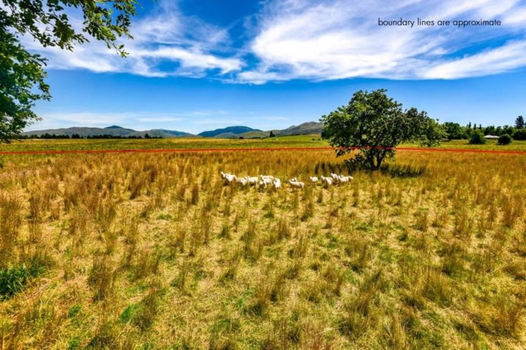 Photo of property in 5563 West Coast Road, Springfield, 7681