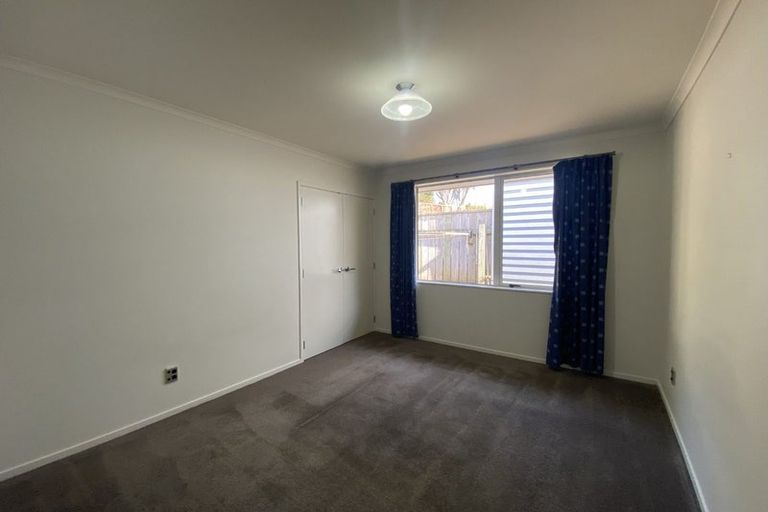 Photo of property in 74c Karamea Street, Whalers Gate, New Plymouth, 4310