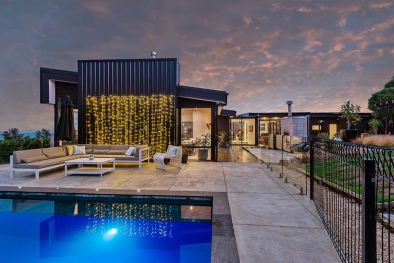 Photo of property in 1 Tirohanga Lane, Scarborough, Christchurch, 8081